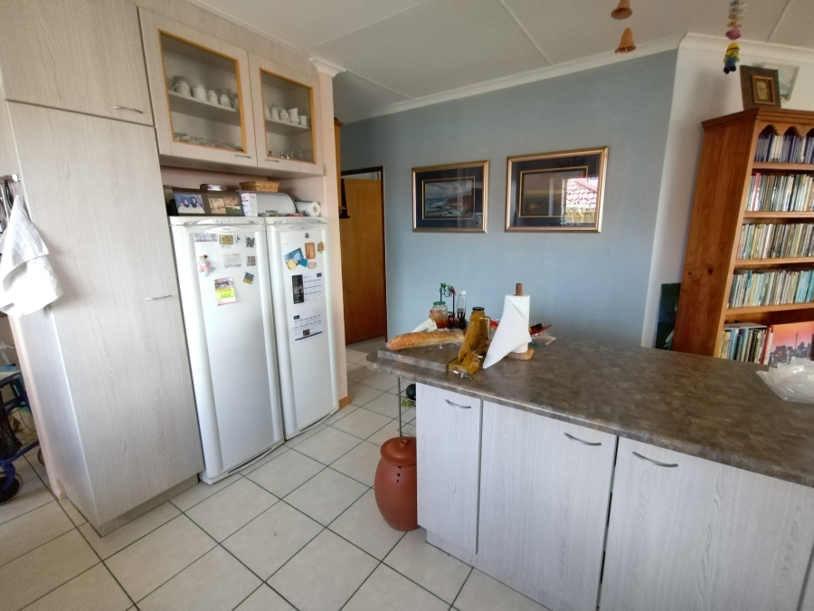 3 Bedroom Property for Sale in Wavecrest Eastern Cape